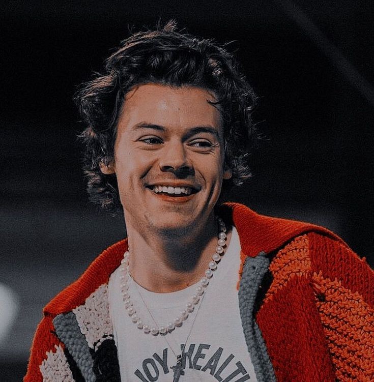 CamiBlink08's tweet photo. Feliz cumpleaños Harry te amo<3
#Happybirthdayharry #HarryStyles 
@Harry_Styles https://t.co/IdF4ZXzCOs