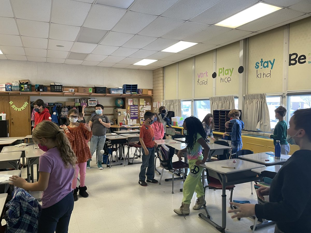 ldevriesbgcs's tweet photo. Have you ever had a snowball “fight” INSIDE?! We had one today to review point of view! 
#KIDSFirst 
@KaraffaAlyssa https://t.co/vG2EMvJNoo