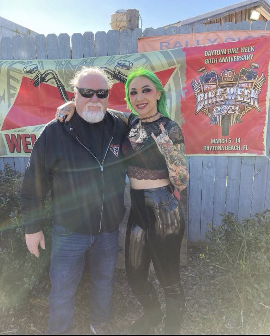 Last night  @ShotziWWE lost the man that made her into the beautiful badass she is today. I&rsquo;m so happy<a class="tags" target="_blank" title="On Twitter" href="/?out=eyJ0eXAiOiJKV1QiLCJhbGciOiJIUzUxMiJ9.eyJpYXQiOjE3MjI0Njc2NjMsImlzcyI6InR3cG9ybnN0YXJzLmNvbSIsIm5iZiI6MTcyMjQ2NzY2MywiZXhwIjoxNzU0MDAzNjYzLCJyZWRpcmVjdF91cmwiOiJodHRwczovL3R3aXR0ZXIuY29tL1Nob3R6aVdXRSJ9.XZSsMMqV_3ktnTQzdIV3IqnJEDaKa26XL2wBM3Fzl48J5hiHO5qo3FDllwaqH0yJKi-U8W10cE2tD43lfPY-_Q">@ShotziWWE</a>