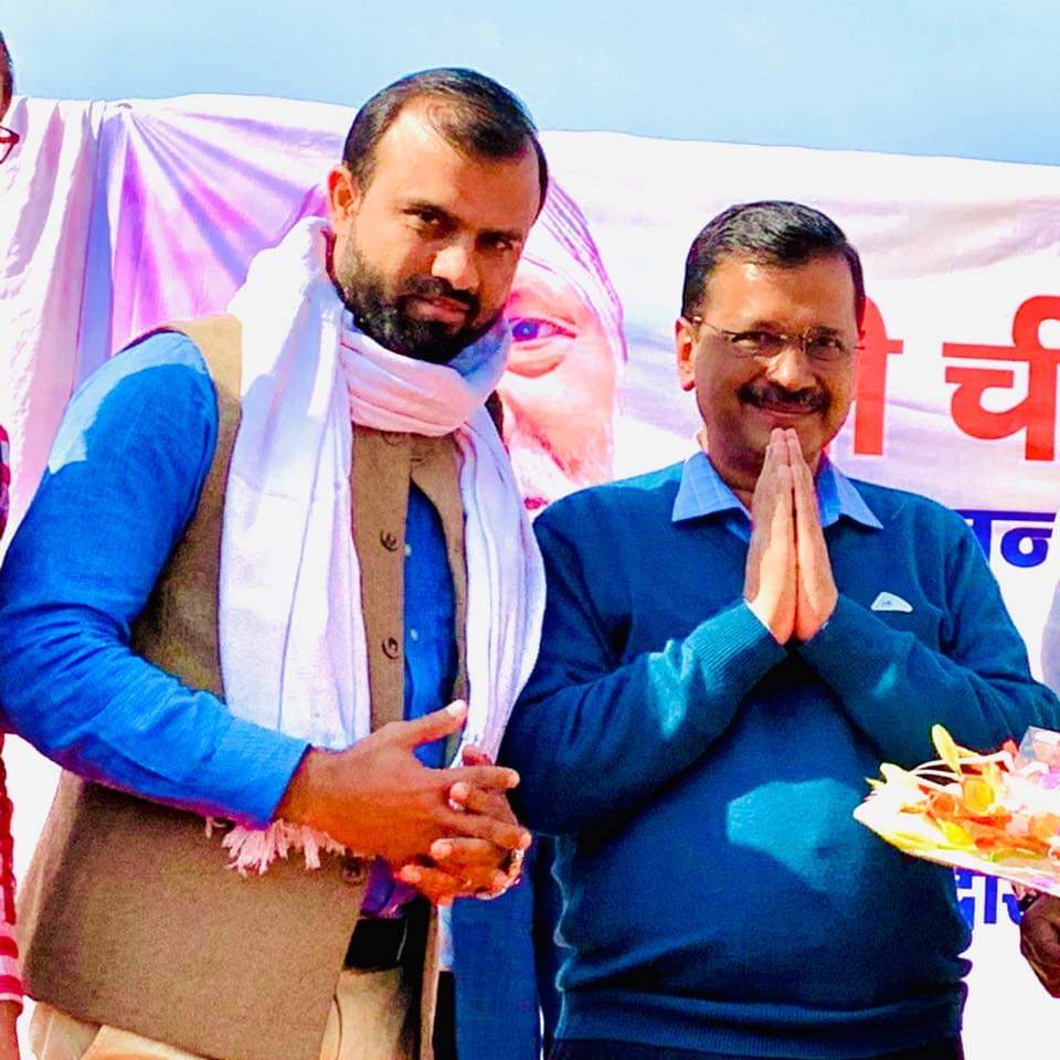 BapManoj's tweet image. जन जन के चहिते हर दिल अजीज फतेहपुर कि शान #व बड़े भाई सेभी ज्यादा प्यार देने वाले #फतेहपुर :आम आदमी पार्टी के. #विधायक प्रत्याशी) #भाई_साहब@TayabMahrabKhanको #जन्मदिन की बहुत-बहुत बधाई हो 🎂🎂
 आपको हमेशा खुश रखें तन्दरूस्त रखें सर्व समाज के प्रति हमेशा ऐसे ही नेक कार्य करते रहें
