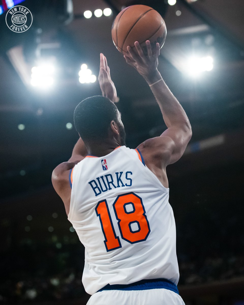 Knicks Blow Out Tyrese Haliburton, Kings at the Garden