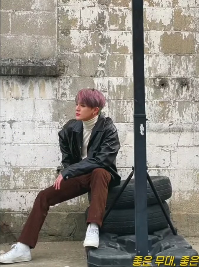 2022  ก็ยังรอพี่เจโน่เปิดไอจีอยู่นะ​ ;___;