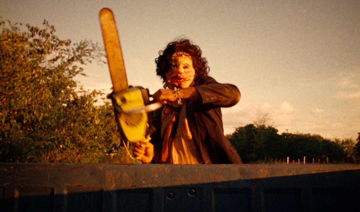 vnessalutz's tweet photo. Fuck me gently with a chainsaw https://t.co/VOns1flvVM