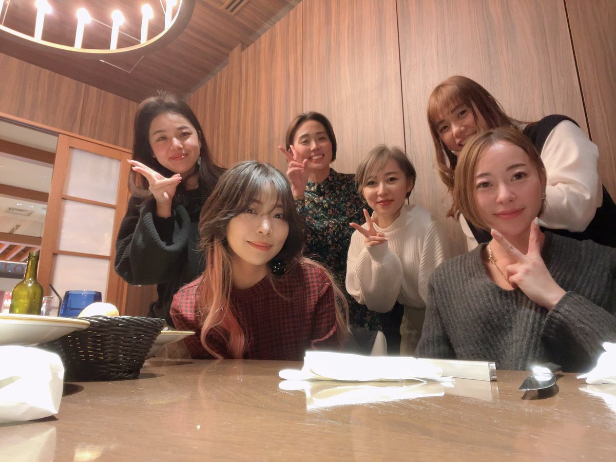 tomodachisaikyo's tweet photo. 友達最強女子部　
ランチ会の様子です☺️ 
女性経営者が増えて盛り上がっています☺️ 
#友達最強　
#友達最強女子部 https://t.co/tHgPfxbjb3