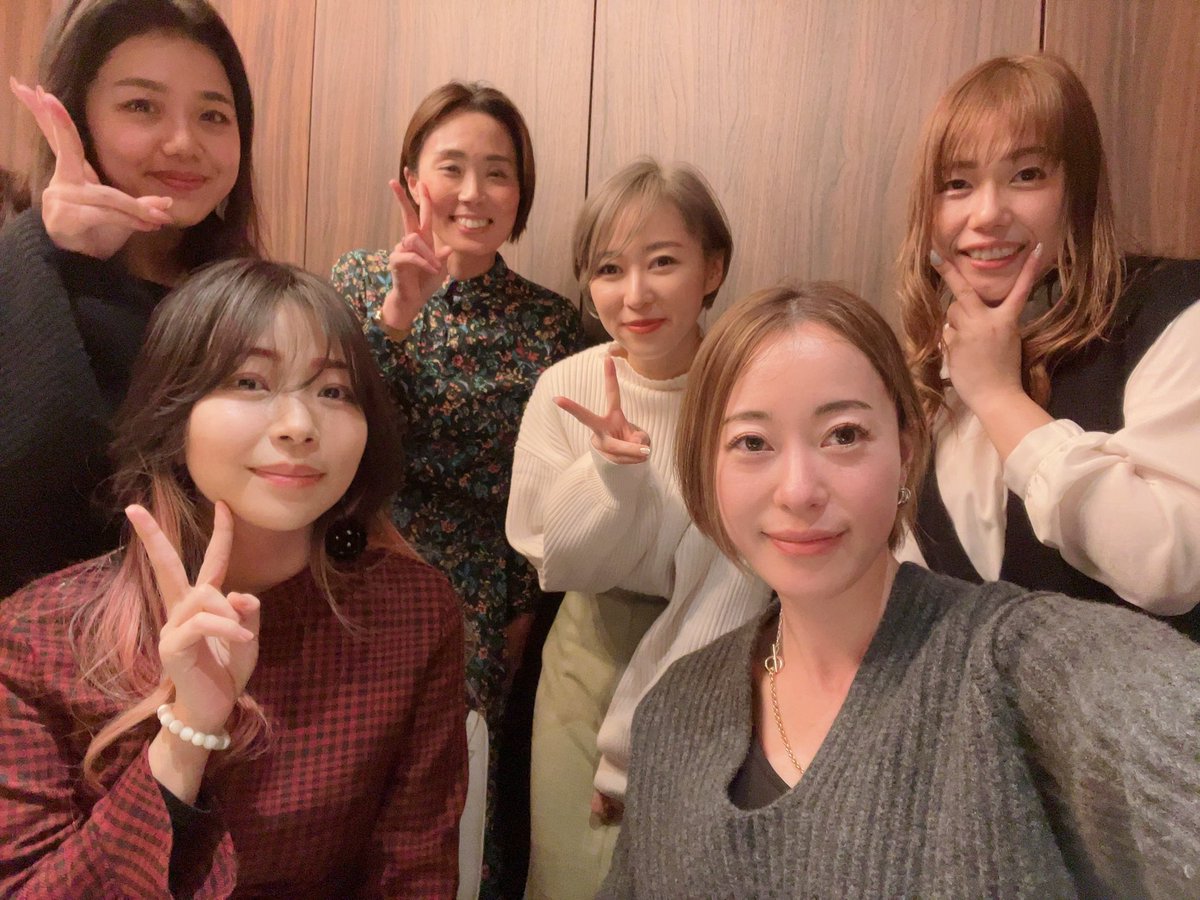 tomodachisaikyo's tweet photo. 友達最強女子部　
ランチ会の様子です☺️ 
女性経営者が増えて盛り上がっています☺️ 
#友達最強　
#友達最強女子部 https://t.co/tHgPfxbjb3