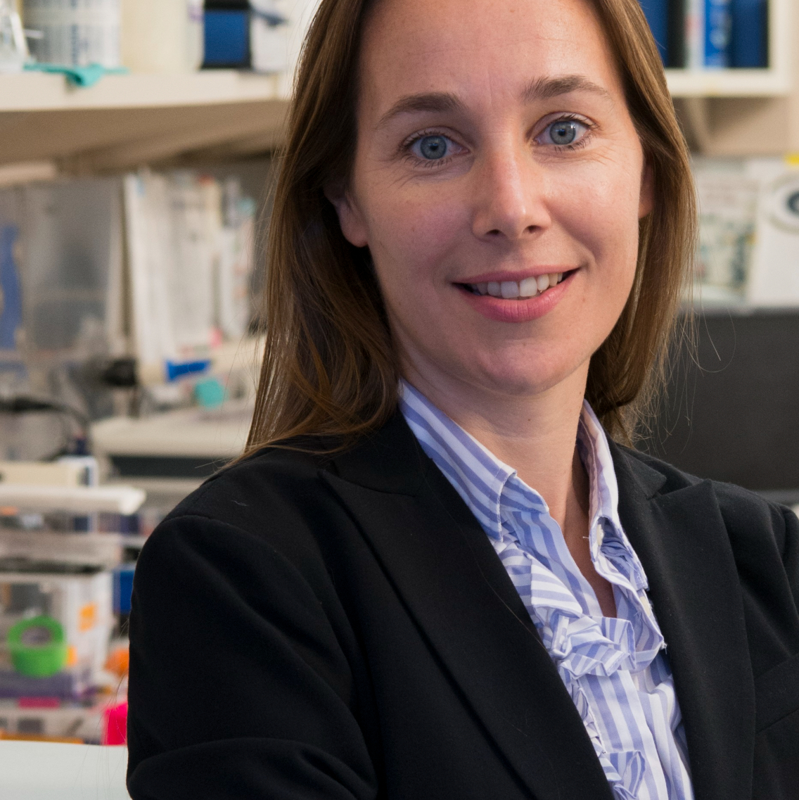 K_B_Foundation's tweet photo. Generet Prize for Rare Diseases: one million euros for Prof. Rosa Rademakers to continue her research into a rare form of dementia. Congratulations! 
https://t.co/3dMxipzj22
@VIBLifesciences @ditisVIB @CMN_VIB @UAntwerpen @RademakersRosa https://t.co/DtR4k8GQC9