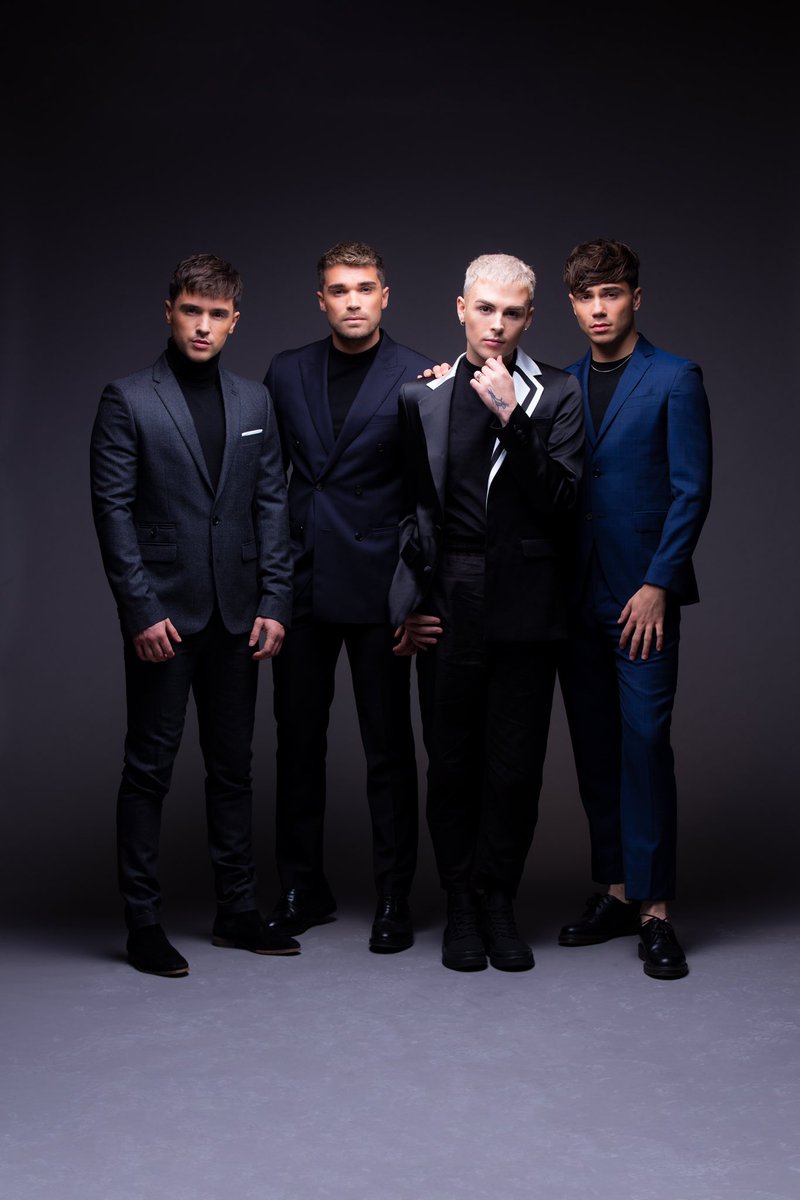 Olly_Marmon's tweet photo. Thank you! @UnionJworld 
We had so much fun on this shoot &amp; I’m so excited and honoured to be back working on your hair again!!👌🏼
looking fresh and slick for their comeback
💈✂️ 
#AffinageSalonProfessional #ASP #Wahl #WellaProfessional #MensHairdresser #10YearsOfUnionJ https://t.co/ywrsLXjOAN
