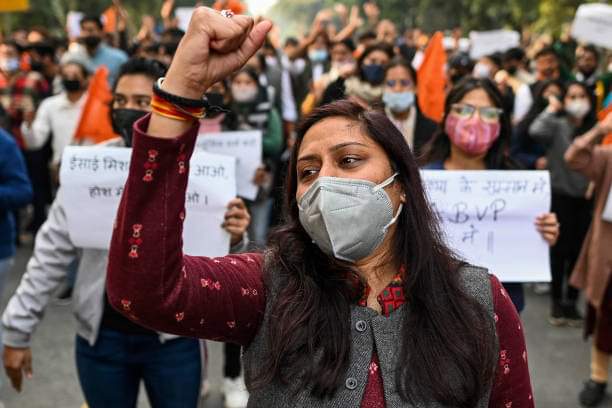 ishwar_bharatiy's tweet photo. लावण्या की आवाज बना विद्यार्थी परिषद #SayNoToForcedConversion
#JusticeForLavanya
@ABVPVoice
@ABVPRaj https://t.co/ENMOBz4v4L