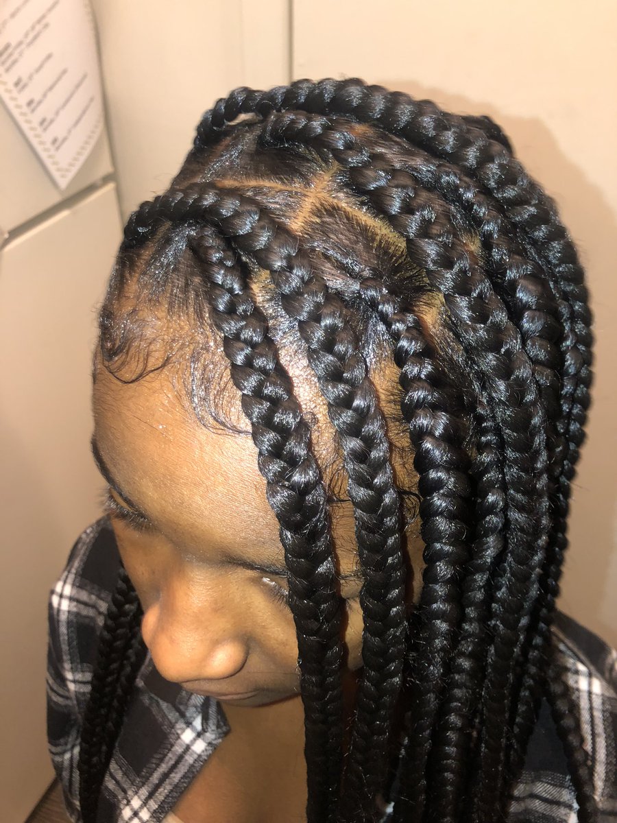 Thee9Studio's tweet photo. 🤩 Little Ladies Large Knotless Braids
💚Hair and beads included 
https://t.co/NLDne3AYxu to book ✨
.
.
.
.
#braids #braider #knotlessbraids #kidshair #kidsbraids #naturalhair #protectivestyles #braidstyles #heartbraids #baltimorebraider https://t.co/COJe5t7aQ7