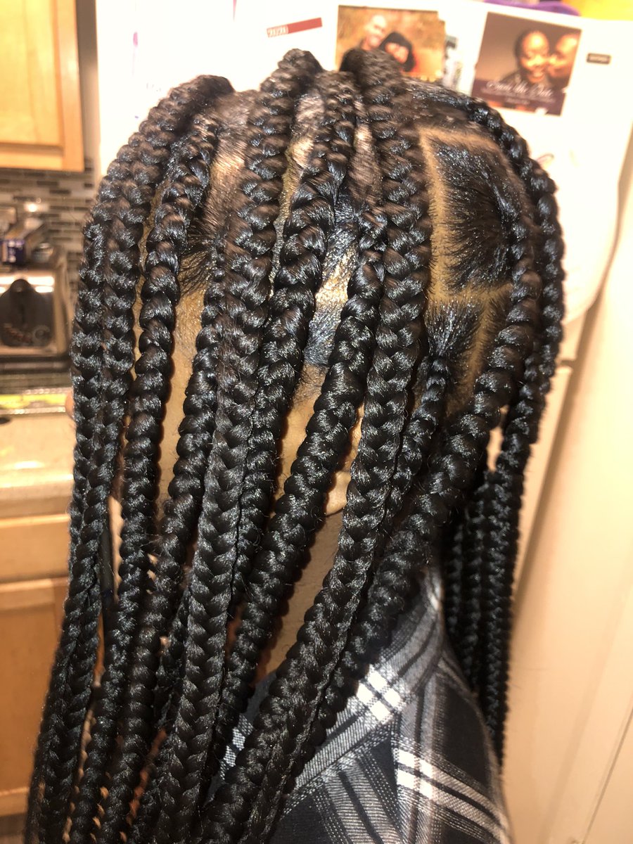 Thee9Studio's tweet photo. 🤩 Little Ladies Large Knotless Braids
💚Hair and beads included 
https://t.co/NLDne3AYxu to book ✨
.
.
.
.
#braids #braider #knotlessbraids #kidshair #kidsbraids #naturalhair #protectivestyles #braidstyles #heartbraids #baltimorebraider https://t.co/COJe5t7aQ7