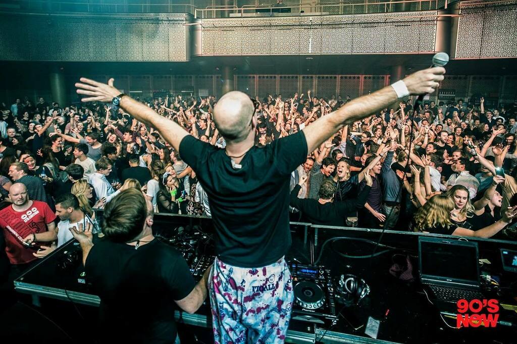 Gary Global #90sNOW tweet media