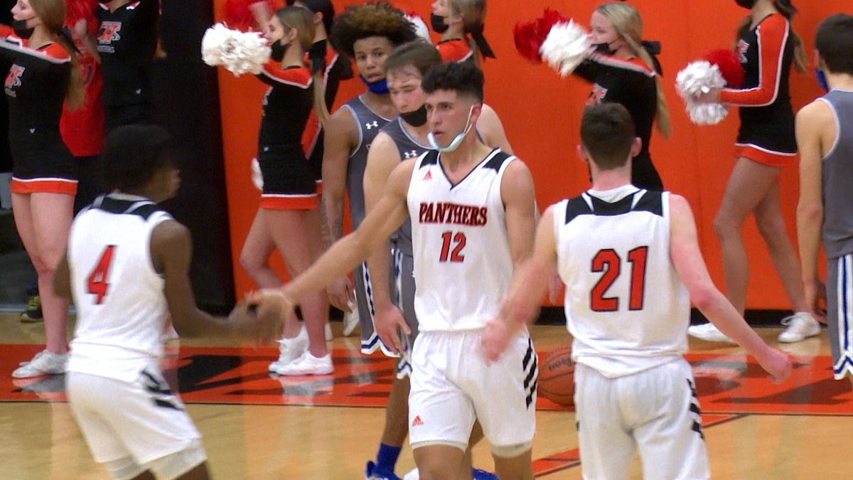 Monday Night 🏀

-Manual boys top Peoria High in city rivalry game 
-<a href="/wchs_308sports/">WCHS #308 Athletics</a> boys rally late to beat Limestone
-<a href="/brimfield_lady/">@Brimfield Lady Indians</a> edges out Elmwood in thriller
-<a href="/taylor_nowaskie/">Taylor Nowaskie</a> becomes <a href="/OlySpartans/">OHMS Spartans</a> all-time leading scorer

STORY: centralillinoisproud.com/sports/local-s…