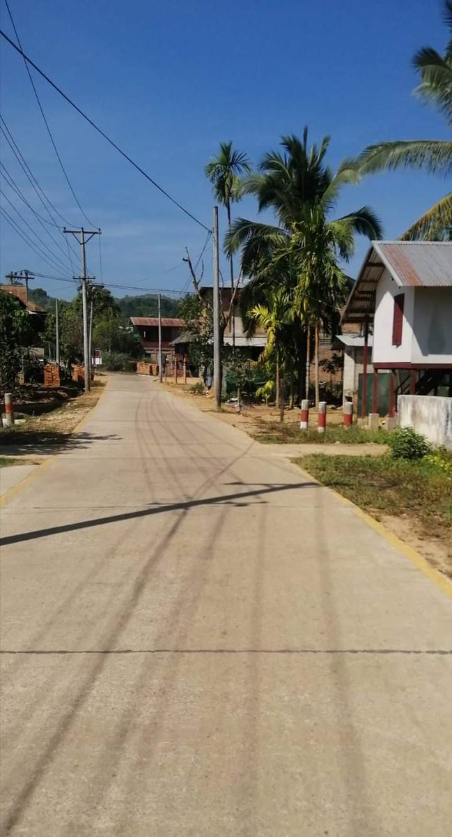 #SilentStrike in #Ashae_Taw area, Dawei District.

#RedCampaign_1YearOfRevolution
#2022Feb1Coup
#WhatsHappeningInMyanmar