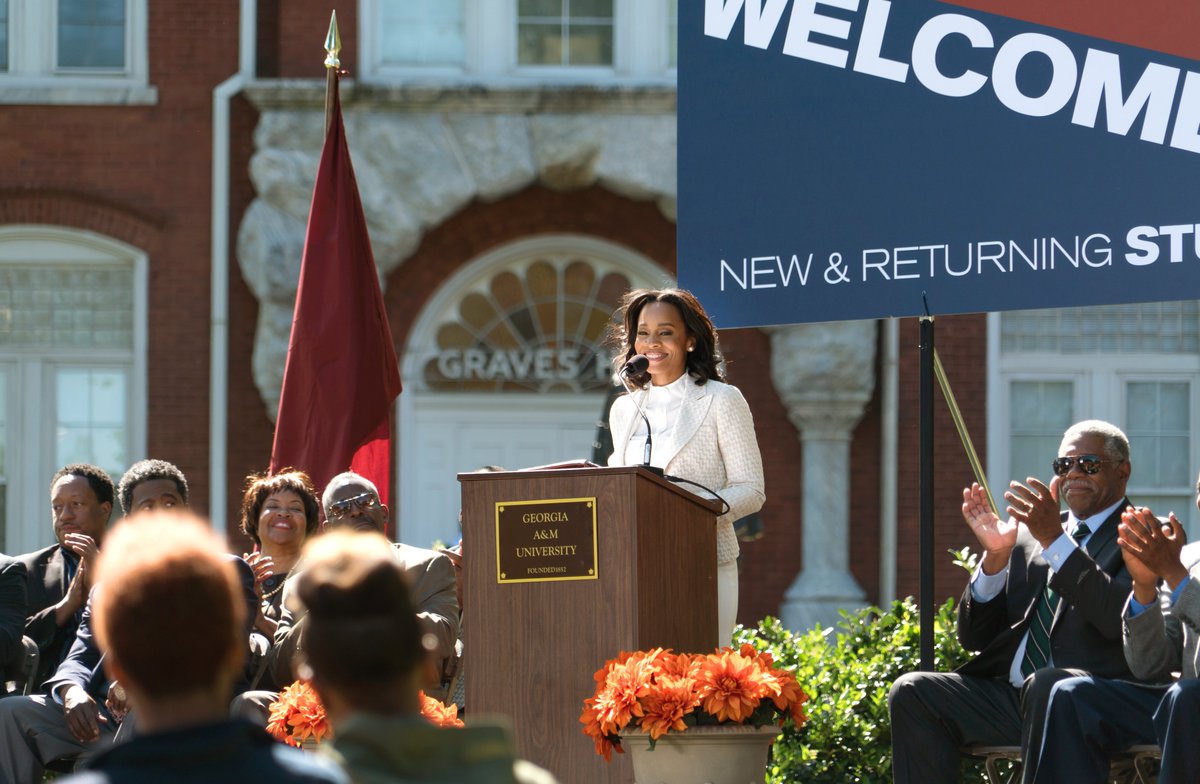 Nicholas tweet media