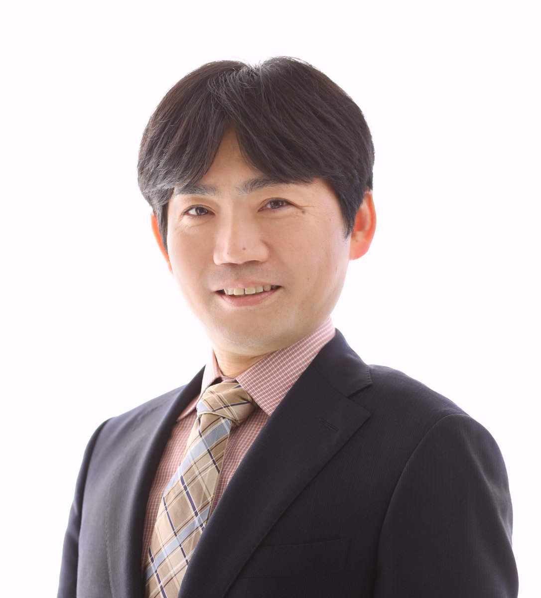 Human safety from Electromagnetic Fields, an IEEE Ottawa EMC Chapter Distinguished Lecturer Presentation by Prof. Akimasa HIRATA, Director, Nagoya Institute of Technology, Japan
Date: March 2, 5:00 pm
Register by following the steps on our Facebook post bit.ly/3uaqSDg