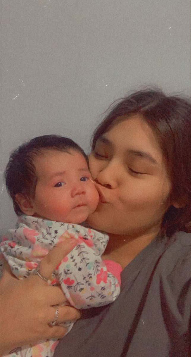 xo.shellby tweet media