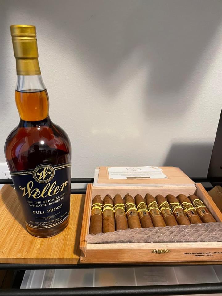 toke_masta's tweet photo. Back on my raffle game!! #WinnersCircle #WellerFP #SanChristobal. https://t.co/HPK9nSTXpi