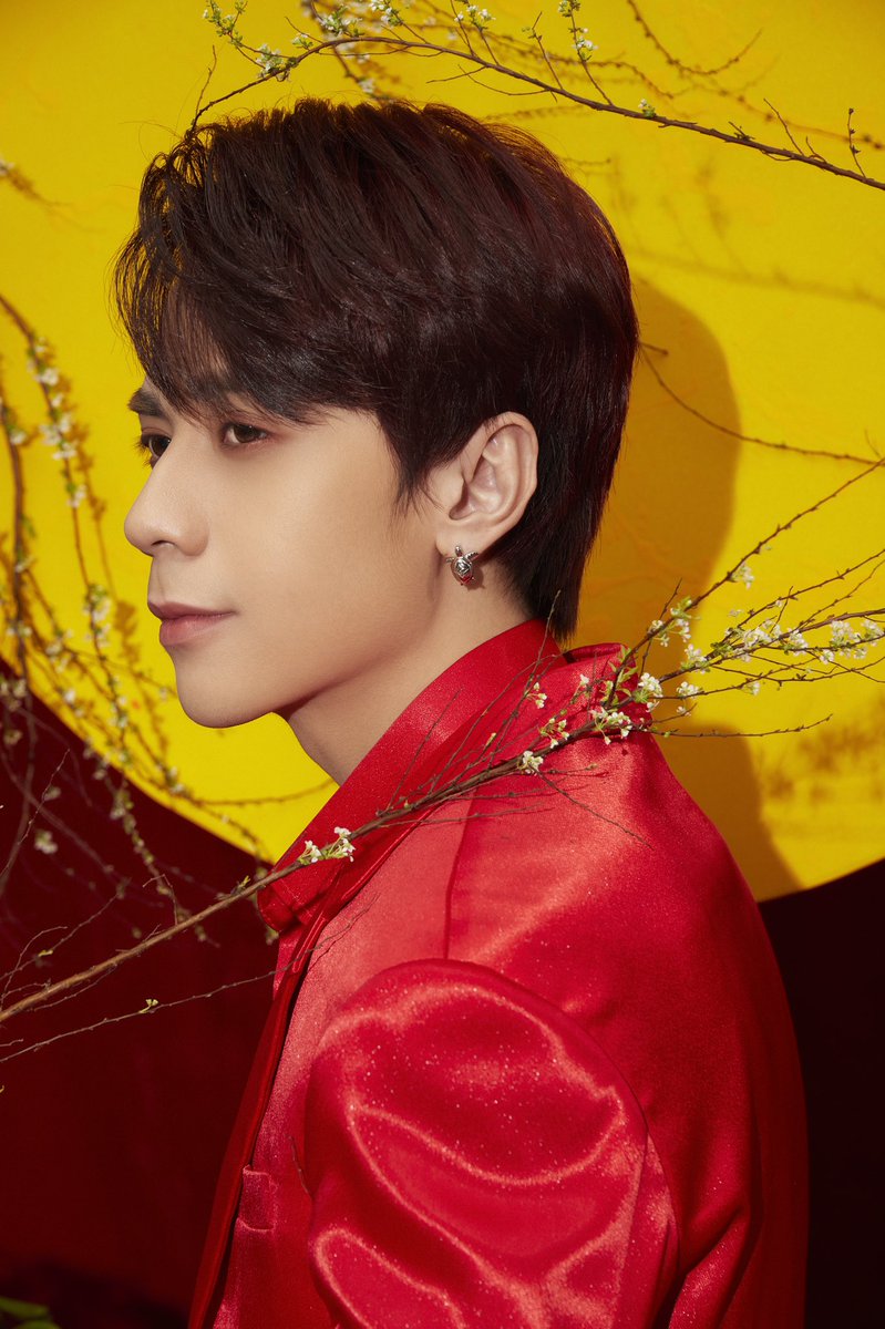 QH_MasterD's tweet photo. Đây là bao lì xì 🧧🐯
Full 🖇: https://t.co/l16iXO3rkb
#Ad #QuangHungMasterD #HappyLunarNewYear2022 https://t.co/E0VMehrgKT