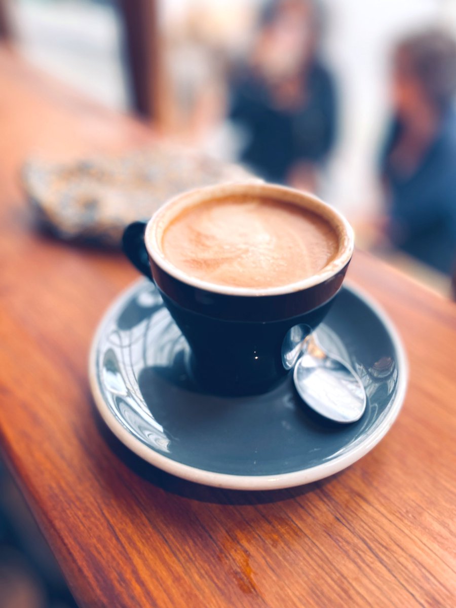 longflatwhite's tweet photo. Love unexpected surprises! 

Civil &amp; Naval bar Lyttleton - great bar with brilliant @threeboysbrew on tap - BRILLIANT Flat White coffee https://t.co/JCgrHrY7fn