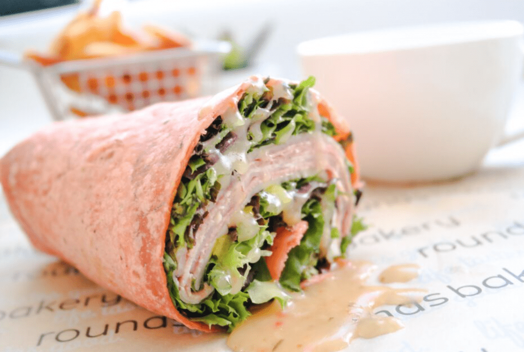 roundsbakery's tweet photo. We love it when our food feels like a present (That's a wrap)
.
#bagels #sandwiches #wraps #lifetastesgood #roundsbakery #snacks #renonevada #renosbestbagels #bagelsandwiches https://t.co/R7o5LGfP8j