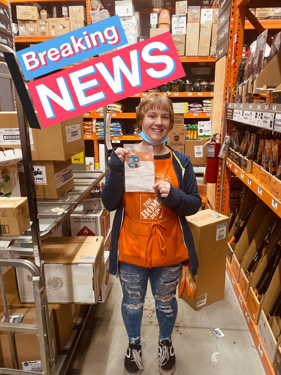 Back end associate of the month!! Miss Cyanna!! Thanks for being a rock star!