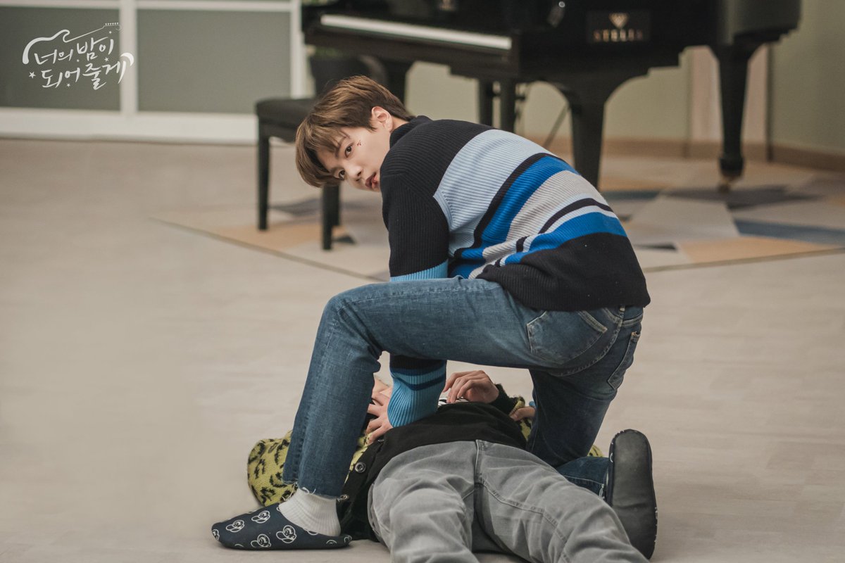 yourknight_twt tweet picture