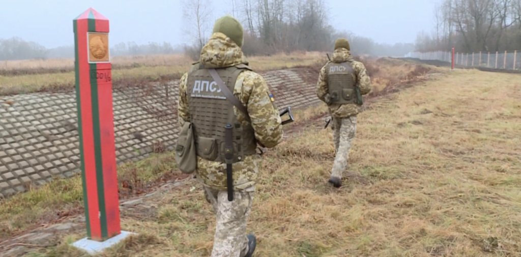observ_militar's tweet photo. Nueva Publicación: Kiev exige a Rusia la retirada de sus tropas en la frontera https://t.co/5GMIEVA8GL https://t.co/1n7nGNZ74p