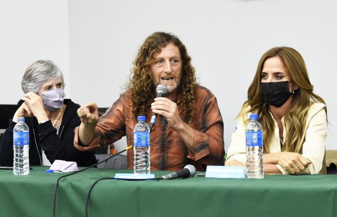 RED92cadadiamas's tweet photo. 🗣️📢 | #InfoRED92 | #Voces | #MesaAntisindical |

Las voces que Vidal y Villegas no querían escuchar

Los gremios le generaban urticaria al titular de la cartera laboral bonaerense durante la gestión de Vidal en la Provincia.

 https://t.co/jRSiJt1YSj https://t.co/6tTJchKCII