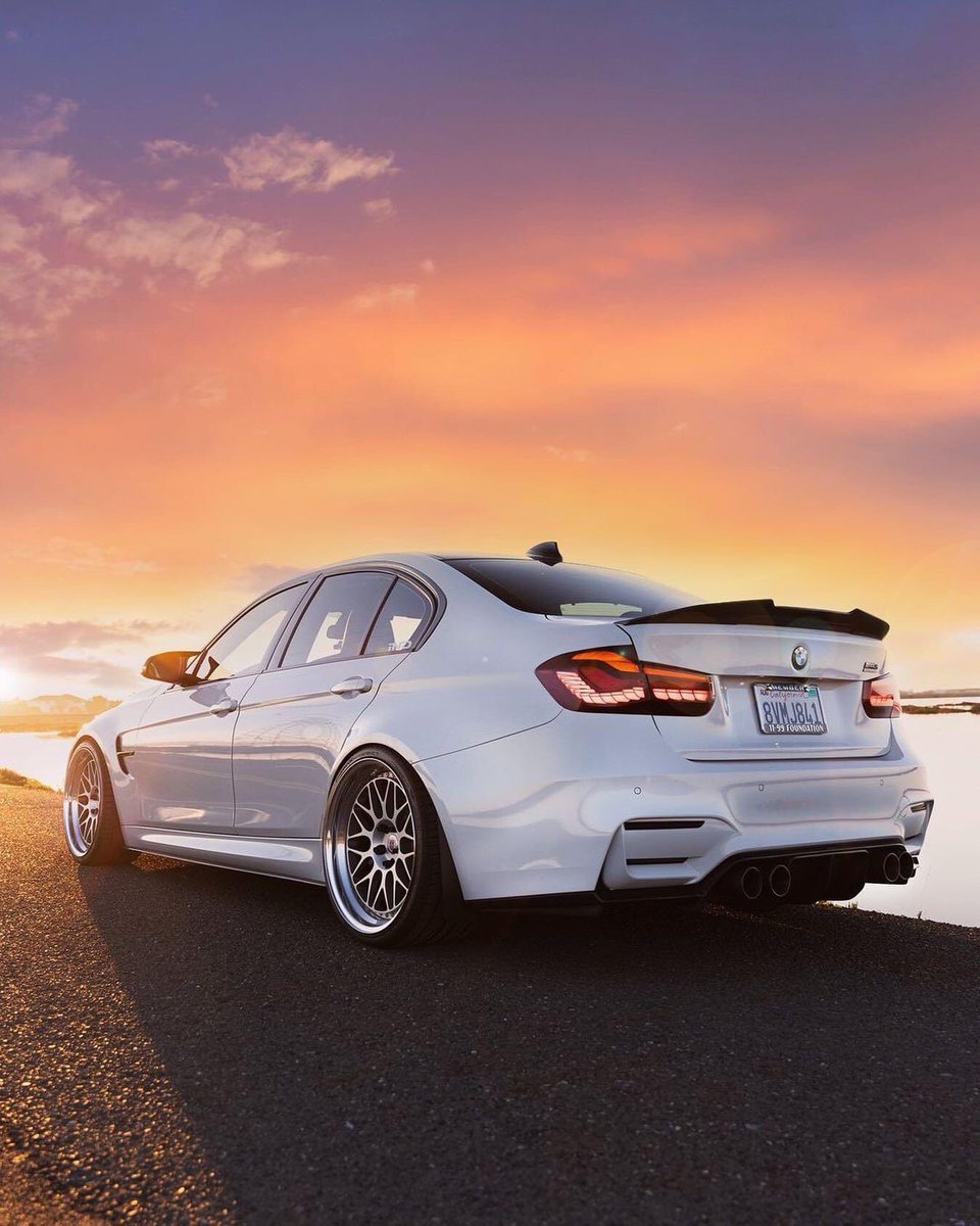 DJone01's tweet photo. HRE Performance Wheels - @HRE_Wheels
M3 #Classic300, in Frozen Polished Clear with Polished Clear outer barrel.
🔗: https://t.co/904WpGKqwU
#HREWheels #BMW #F80 #M3 @BMWDeutschland @BMW_UK @bmwjapan https://t.co/d0umxfXBoJ