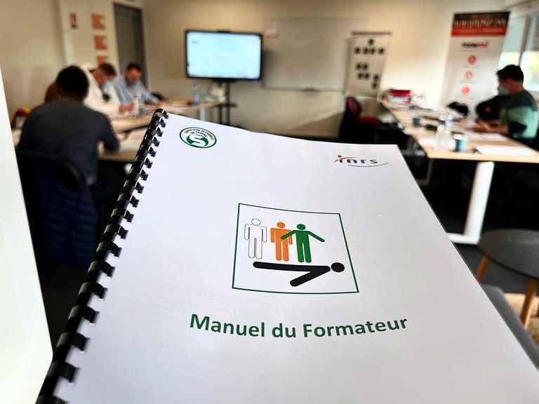 FormYou6's tweet photo. 👉 Début de notre #formation de #formateurs en « Sauvetage Secourisme au Travail » pour nos apprenants !⛑
➡️ Une session du 31/01 au 03/02 et du 14 au 17/02 2022 ! 
📌 Vous souhaitez vous former ? Contactez-nous à contact@formyou.me https://t.co/wRidG7mqEX