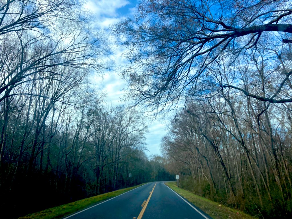 DonnieDarque's tweet photo. Long drives @S0ULTERR0R https://t.co/btaLfvCzio