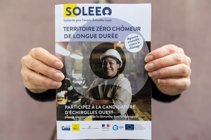 celinedeslattes's tweet photo. Une bonne nouvelle vient d arriver, notre candidature pour lancer la #TCLD sur echirolles ouest @Echirolles38 est retenue 😀. Bravo aux équipes de @GrenobleAlpes, aux habitants, aux benevoles de @ATDQM qui ont poussé depuis le début. Merci à tous. #insertion #emploi #dignitė https://t.co/Da7FXfIImn