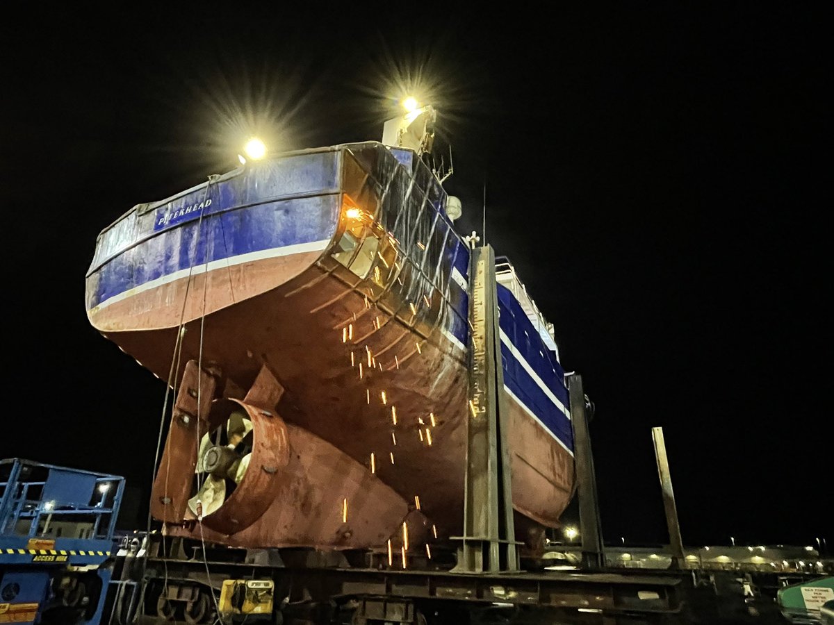 JohnABuchan1's tweet photo. A week off for the guys as we get her up the shiplift for some TLC. Replacing plates where the trawl doors have dented her over the years. Crane removed for a revamp, new ice machine to be fitted and a bottom paint.
#icegoldservices #pbpservices #j&jbuchanfabricators #macgregors https://t.co/sFCRpJgSlN