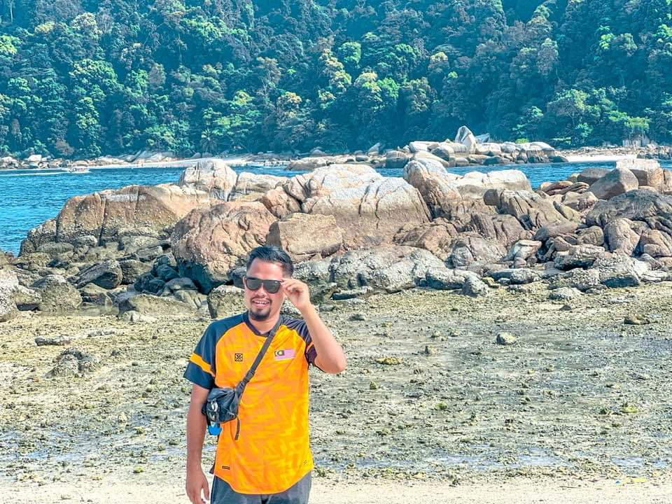 JJCMPERAK's tweet image. Menarik bukan berada di tengah2 laut hanya berjalan kaki. ❤️

Terbaik perkongsian sahabat Nazrin Caien  , yang mai ke Pangkor , roger2 idola admin ni. Servis sewa kenderaan terbaik di Pulau Pangkor 👍

📸 NAZRIN CAIEN

#PulauPangkor
#Teluknipah
#PulauGiam
#TraverPeraklah
