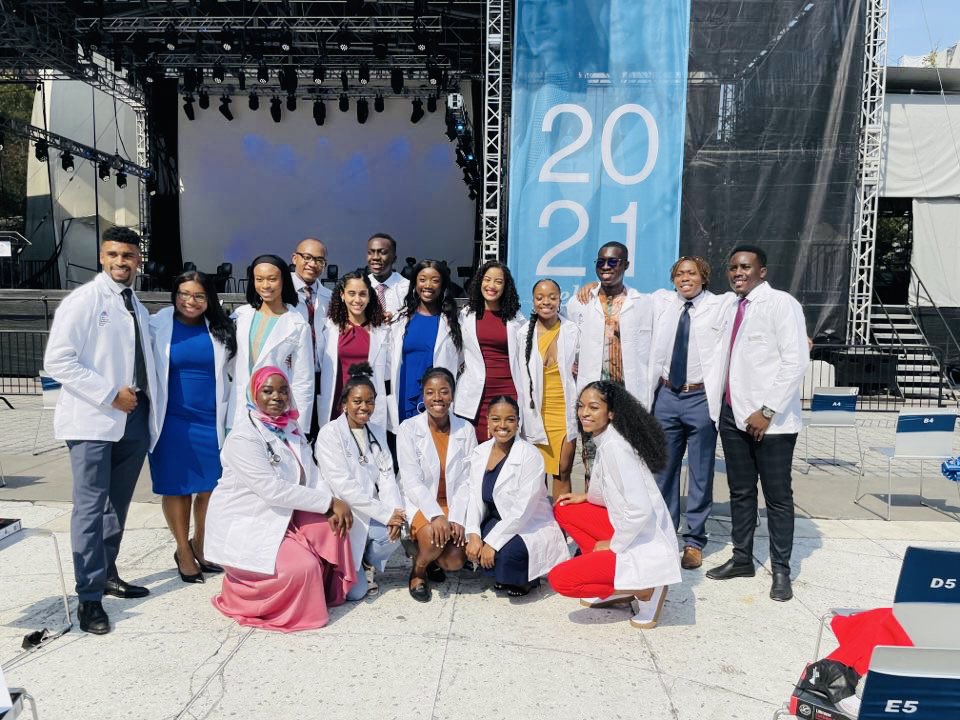 kiel_olumuyide's tweet photo. We are the FUTURE of Medicine @SnmaSinai #MedTwitter https://t.co/uGBie06got