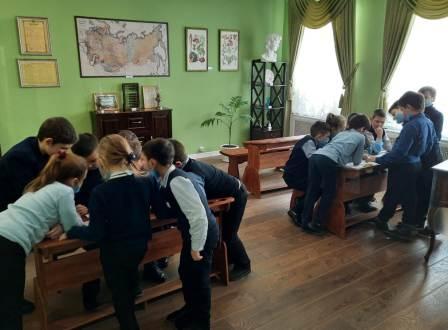 "Центр князей Гагариных" посетили обучающиеся ПСОШ №2 и  приняли участие в игровом занятии "За семью печатями". #История_Плавска