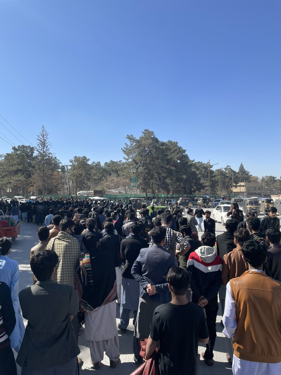 Hooth_Baluch's tweet photo. کاروان۔
#1stFebRally https://t.co/aI1XpEFeDU