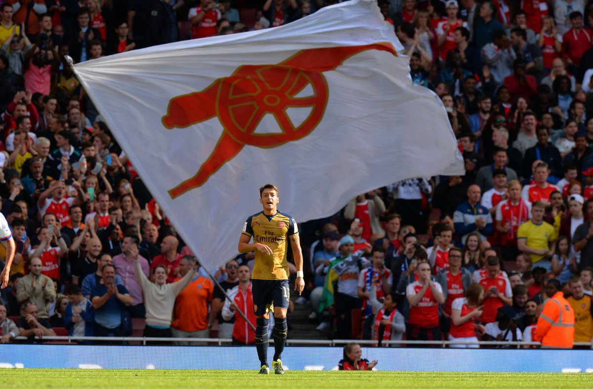 APresserV2's tweet photo. We've had some world-class players during the Emirates era, but personally I wouldn't call any of them a 'legend'. 

What do you guys think? #afc https://t.co/FzQmRgS1mi