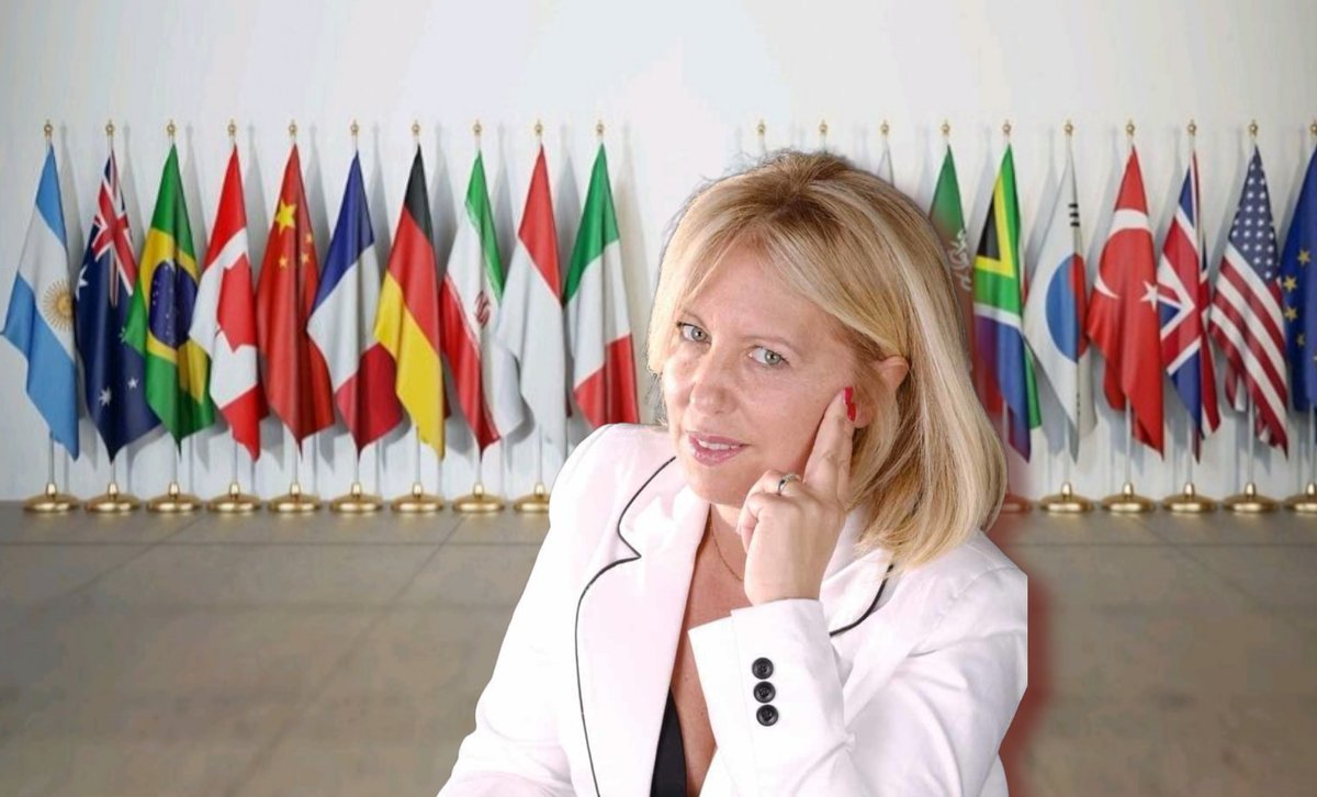 sabrina_zuccala's tweet photo. Il più importante elemento di identificazione della nostra Costituzione è l'insieme dei principi della Carta Costituzionale ossia la libertà, l'uguaglianza, la dignità come fondamento dei diritti dell'uomo, poste in piena coerenza con ciò affermato nei trattati europei.
#ebbene https://t.co/xxfBJP1kHp