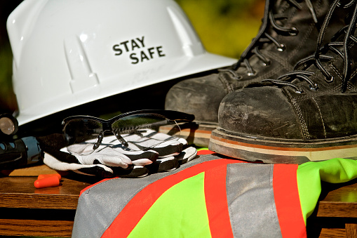 oculus_hs's tweet photo. Why provide PPE? 

Check out our recent blog about the importance of PPE in the workplace: https://t.co/put9uk4As8

#healthandsafety #PPE #healthandsafetyatwork https://t.co/yPG808SzEx