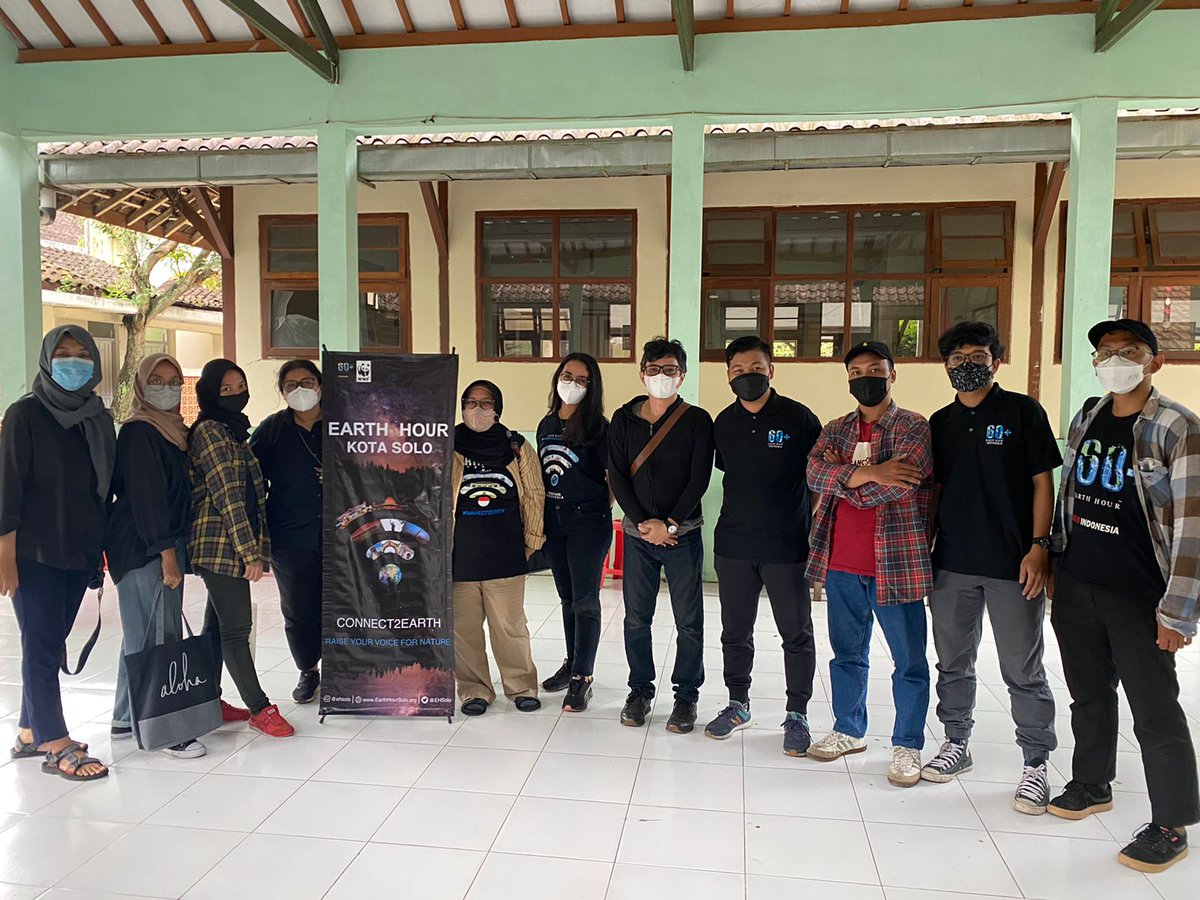 Earth Hour Solo tweet media