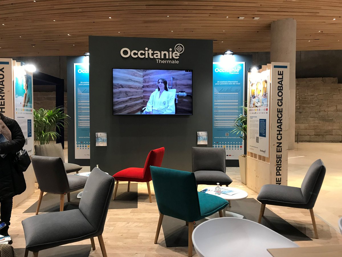 Camerus_'s tweet photo. 📸 Salon @LesThermalies 

Retour en photos du salon dédié au bien-être et à la santé par l'eau de France 💦

Avez-vous aimé ce salon ? 👍👎

#thermalies #bienetre #santé #soin #eau #mobilier #location #salon https://t.co/EmWY1ywiCq