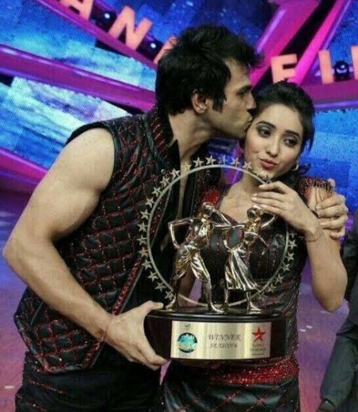 AnushkaSehgal2's tweet photo. 8 Years of Ashvik Winning Nach Baliye Season 6 https://t.co/03DauWdVDy
