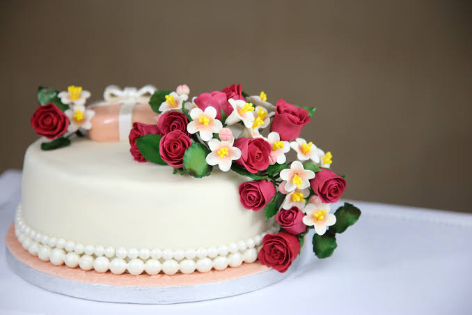 Slurrpapp's tweet photo. Sugarpaste: Here's everything you need to know about it by Chef Gauri Varma

https://t.co/ziXXwgJcVY

#chef #chefinterview #exclusiveinterview #exclusive #interview #sugarpaste #food #facts https://t.co/ErpFvfFGuU