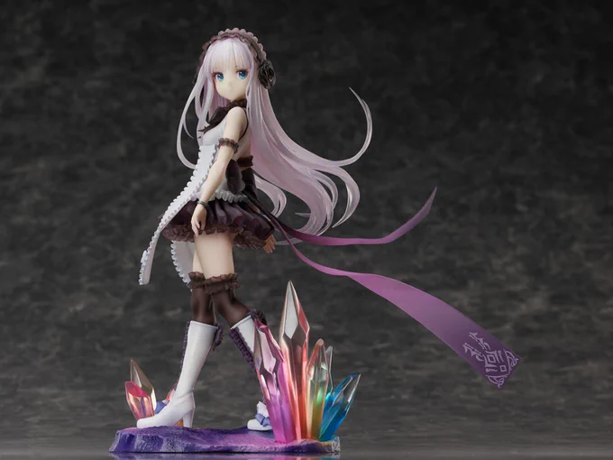 「賢者の弟子を名乗る賢者」よりミラ様がフィギュア化です✨
https://t.co/8L8sZHt4rd 
とにかくお顔がかわいいので見てほしい!笑顔差分もすごくいい…あと台座のクリスタル綺麗!! #わしかわいい 