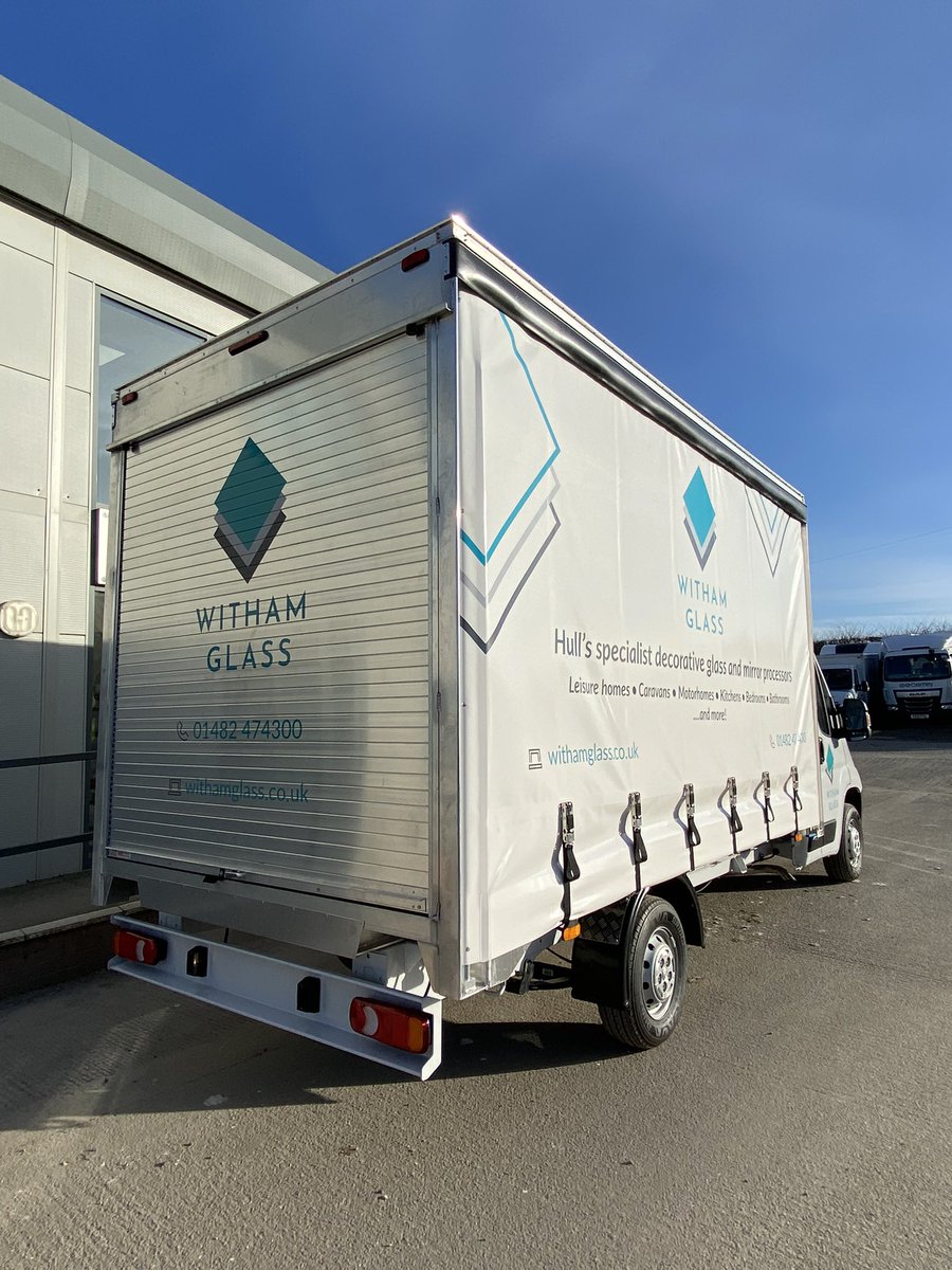 We’re loving this smart new build that’s just rolled off the production line! A lightweight aluminium curtainside body, built on a Peugeot chassis for Witham Glass (Hull) Limited. Livery supplied in-house by our sister company MW Graphics Ltd.