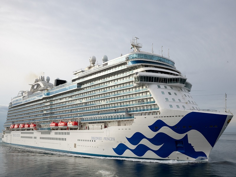 FutureCruiseMag's tweet photo. Princess Cruises receives sixth cruise ship from Fincantieri Shipyard. 
Discovery Princess has the capacity to accommodate 3,660 guests.

https://t.co/pqn0wNSPir

#cruisenews https://t.co/LLg4OQRbmh