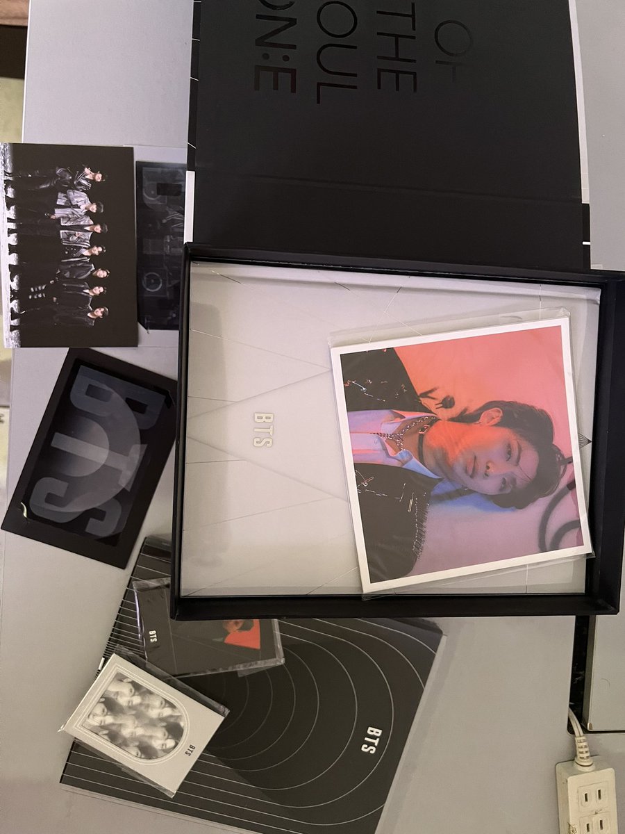 Map of the soul on:e concept photobook

💰 P1,000 (PAYO) 
💰 P1,250 (30% dp, balance 2 weeks after dp) 

- Complete inclu except random photocards 
- the inclu inside are completely sealed
- see photo for inclu 

• 3 pcs avail 

Loc: cebu

Tag: bts willing to sell selling