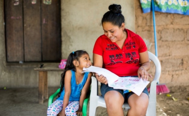 nonprofit_cat's tweet photo. 👐Educational Couples, a connection with Latin American teachers

➡️@Comparte_NGO is launching a campaign to bring together teachers to share experiences and provide the resources needed for schools

https://t.co/O7PthOLk6y https://t.co/D2NEBoi3lc