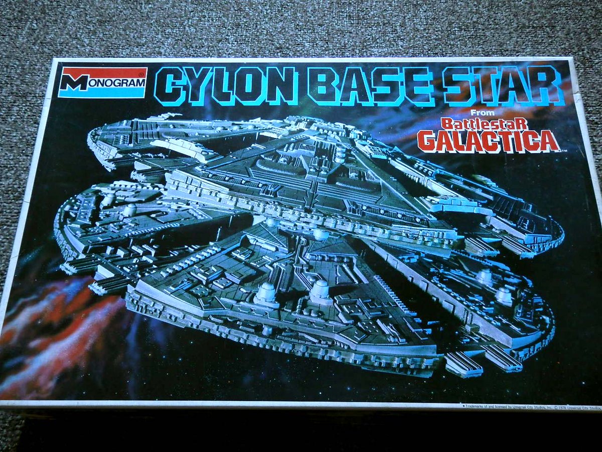 jameson21mm392's tweet photo. #宇宙空母ギャラクティカ #BattlestarGalactica #cylon #basestar
サイロン・ベーススター (1)
始めます。こっちも宇宙空母ですよね。
直径28センチだけどバンダイさんのメカコレよりも部品が少ない。 https://t.co/hDnPGHUY9h